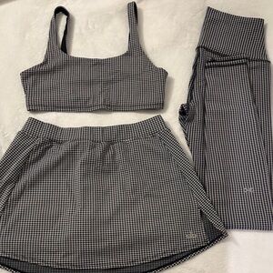 ALO YOGA houndstooth set size small set